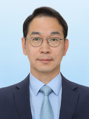 Professional Profile Photo for 윤재훈 , 전무